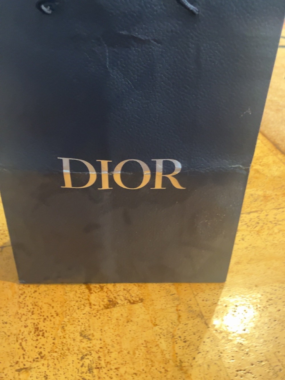 Dior Men’s Black Athletic Sneakers with Subtle Gray Accents - Picture 11 of 13